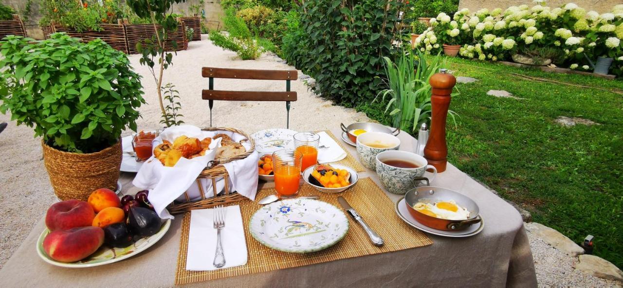 Lulu En Provence Bed & Breakfast LʼIsle-sur-la-Sorgue Eksteriør bilde